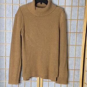 Jennifer Lopez Tan Sweater size L